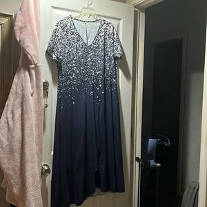 Elegant Navy Blue Speckled mid length dress.